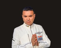 Antalya’da yaşayan yabancı uyruklu vatandaşlar DJ Mert Hakan’ı Türkiye’nin en iyi DJ’si ilan etti
