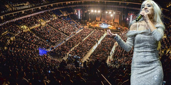 Yıldız Tilbe kariyerinin 30’uncu yılını Ülker Sports Arena’da 10 bin kişiye verdiği dev konserle kutladı