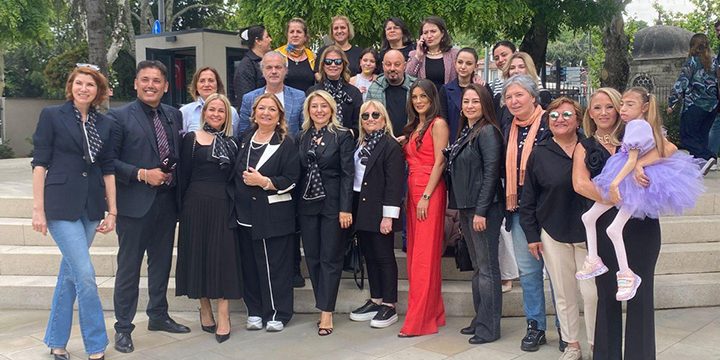 Güçlü Anneler Eyüpsultan’da Buluştu: Gözyaşları, İlham ve Umut Aynı Sahnedeydi.