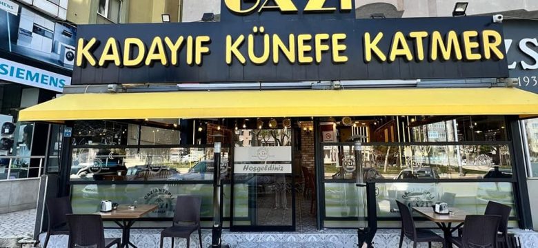 Çorlu’da Bir Şey Eksik!” dediler… İki Kuzenin Hayali, Gazi Künefe Baklava ile Gerçek Oldu: Tatlının Kalbi Artık Trakya’da Atıyor!