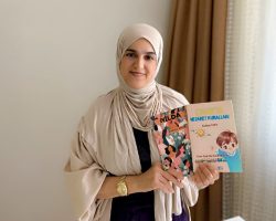 Kadriye Özer Poyraz’dan Yeni Roman Müjdesi: “Yazmak İçin Değil, İyi Gelmek İçin Yazıyorum”
