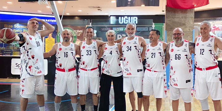 Türk erkek takımından ve Banu Karadağlı’dan tarihi katılım