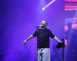 Resul Dindar ilk kez konser verdiği Kahramanmaraş’ta unutulmaz bir konsere imza attı