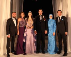 Görkemli Nişan Töreni