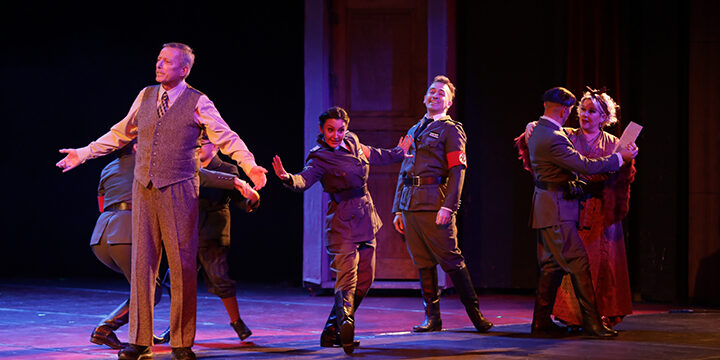 İBB Şehir Tiyatroları “Yaşamak mı Yoksa Ölmek mi” oyunuyla Ataşehir’de