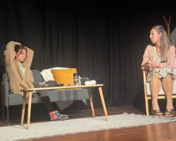 “Bir Varmış Hiç Yokmuş” Seyirciyle Buluşmaya Devam Ediyor