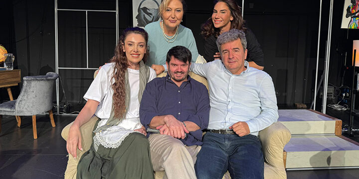 Doktor Bana Bir Çare oyunun prömiyerine yoğun ilgi