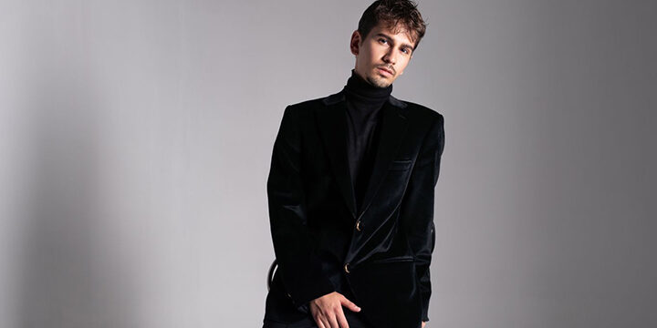 Genç tasarımcı Efe Batur’un ilk defile heyecanı