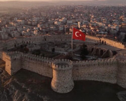 Şölen’den Cumhuriyetimizin 102. yılına özel anlamlı film