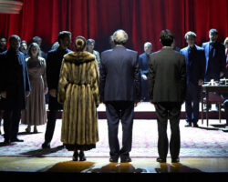 Londra’da yılın kültür olayı : Kürk Mantolu Madonna yakında Londra sahnelerinde!