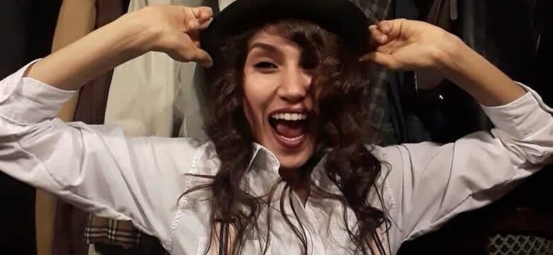 Neslihan Güneyan Reklam Setlerine Dönüyor