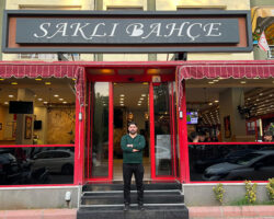 Saklıbahçe Kushi Cafe: Mersin’in Gizli Lezzet Bahçesi!