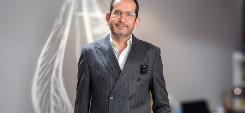 Robotik Kalça Protezinde Yeni Dönem: Doç. Dr. Ata Can’dan Hastalara Özel Cerrahi Planlama