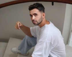 Ünlü sanatçıların yeni beste fabrikası Murat Akyol