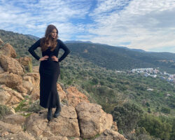 Ünlü Oyuncudan İzmir Dikili Denizköy’de Örnek Yatırım