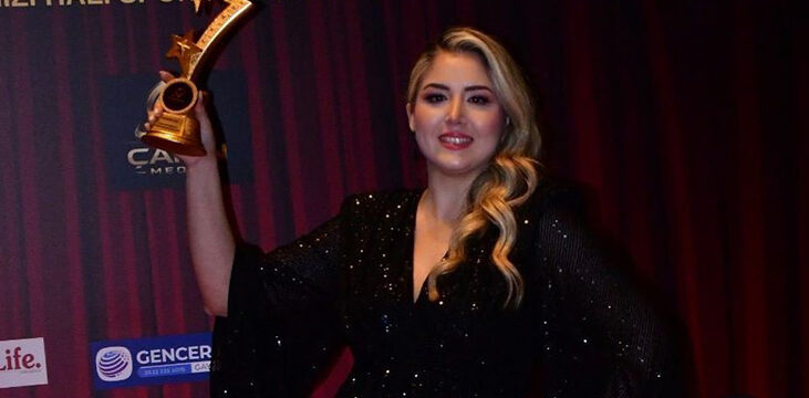 Işıltının Adı: Ayşegül Sağ’a Uluslararası Prestij Ödülü!