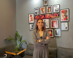 Yelda Beauty ile Güzelliğin Yeni Adresi: İran’dan Adana’ya Uzanan Başarı Hikâyesi – Uzman Yelda Özekici’den İpek Kirpik Sanatına Dokunuşlar