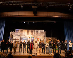 “Konken Partisi” oyununun galasına ünlü isimlerden ve tiyatroseverlerden yoğun ilgi