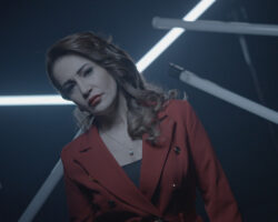 Sevcan Altıntaş’tan Sevgililer Günü’nde Cesur Çıkış: “Vurma Beni”