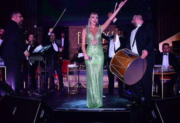 Petek Dinçöz Batum’u Salladı: “14 Şubat’ın En Şık Kadını Benim!”