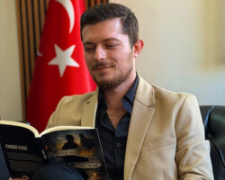Ünlü Yapımcı Yusuf Yaşar’dan Sürpriz Hamle: “Evdeki Evsiz” Kitap Olarak Raflarda
